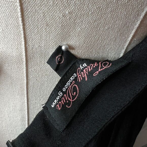 Trashy Diva by Candice Gwinn | Short Black Rayon Skirt | High Waist | Sz 8 - Picture 5 of 6